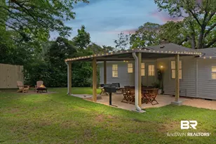 5210 S Pineview Ln, Mobile, AL 36608 - Photo 16
