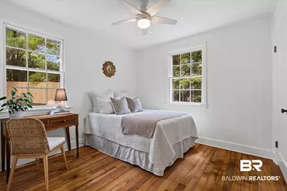 5210 S Pineview Lane, Mobile, AL 36608 - Photo 10