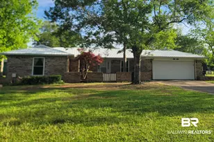 16718 Bogle Ln, Foley, AL 36535 - Photo 2