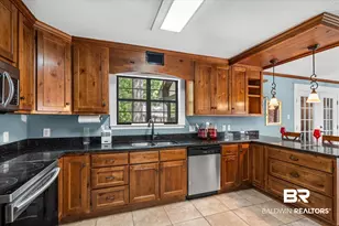 1361 Dellwyn Ct, Mobile, AL 36695 - Photo 10