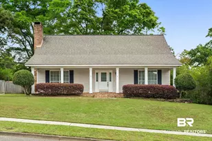 6104 Scenic W Dr, Mobile, AL 36693 - Photo 1
