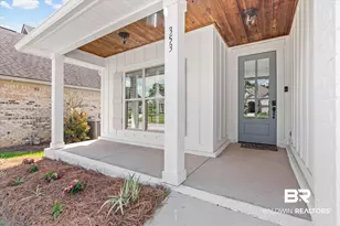353 Hemlock Dr, Fairhope, AL 36532 - Photo 2