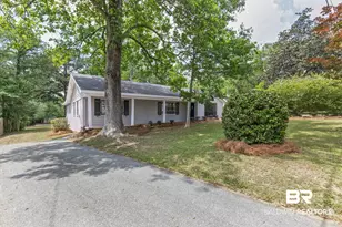 2404 Pavan Dr, Mobile, AL 36693 - Photo 4