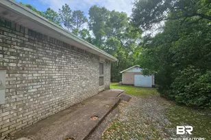 2700 Pine Ridge Dr, Lillian, AL 36549 - Photo 4