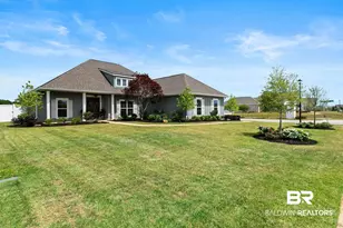 10847 Secretariat Blvd, Daphne, AL 36526 - Photo 2