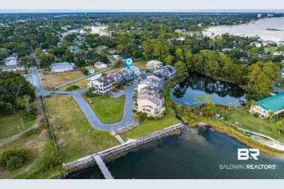 612 S 1st Street #24, Pensacola, FL 32507 - Photo 2