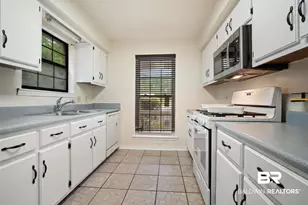 6421 St Thomas Ct, Mobile, AL 36618 - Photo 6