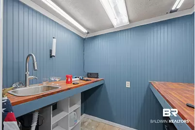 225 W Laurel Avenue, Foley, AL 36535 - Photo 10