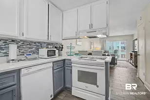 913 W Beach Blvd, Gulf Shores, AL 36542 - Photo 6