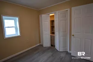 422 W 4th Ave, Foley, AL 36535 - Photo 16