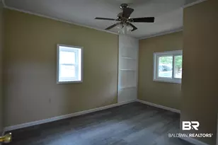 422 W 4th Ave, Foley, AL 36535 - Photo 2