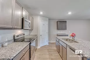 10512 Wales Ln, Spanish Fort, AL 36527 - Photo 6