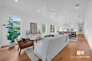 410 Azalea St, Fairhope, AL 36532 - Photo 2