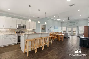 672 Bonita Ct, Gulf Shores, AL 36542 - Photo 2