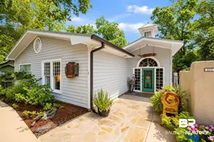 301 S School St, Fairhope, AL 36532 - Photo 2