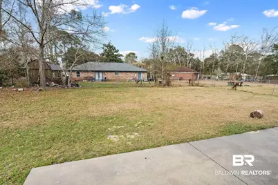635 E Azalea Avenue, Foley, AL 36535 - Photo 16