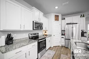 13075 Shoshoney Cir, Fairhope, AL 36532 - Photo 10