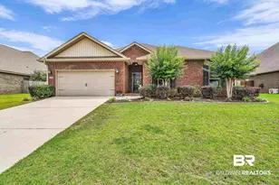 1319 W Selby Phillips Dr, Mobile, AL 36695 - Photo 2