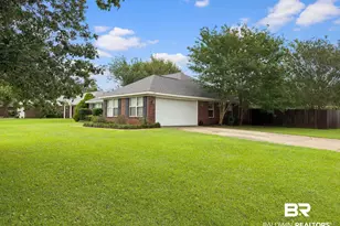 163 Oakwood Ave, Fairhope, AL 36532 - Photo 4
