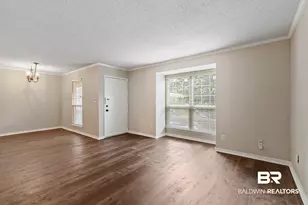 207 S Mobile St, Fairhope, AL 36532 - Photo 6