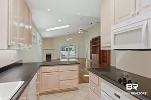 952 Edwards Ave, Fairhope, AL 36532 - Photo 16