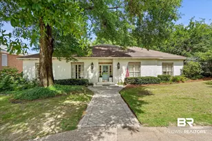 229 W Lakewood Dr, Mobile, AL 36608 - Photo 1