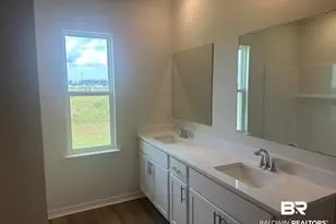 18140 Kent Cir, Foley, AL 36535 - Photo 10