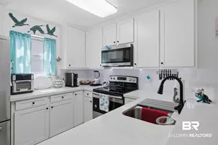 389 Clubhouse Dr, Gulf Shores, AL 36542 - Photo 8