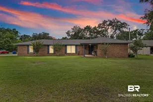 1011 N Pine St, Foley, AL 36535 - Photo 1