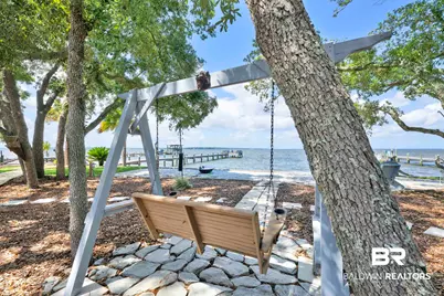5466 N Shore Road, Pensacola, FL 32507 - Photo 12