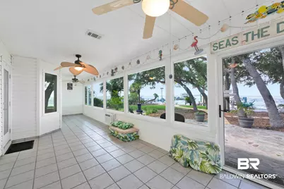 5466 N Shore Road, Pensacola, FL 32507 - Photo 8