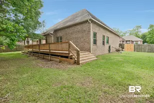 2106 Staff Dr, Pensacola, FL 32533 - Photo 32