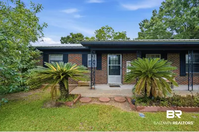 202 Driskell Avenue, Bay Minette, AL 36507 - Photo 2