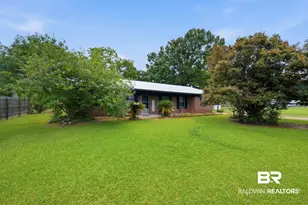 202 Driskell Ave, Bay Minette, AL 36507 - Photo 6