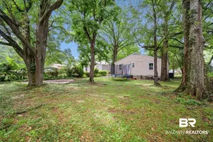 1806 N Mott Dr, Mobile, AL 36617 - Photo 18