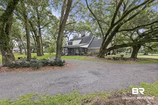 12190 Mandrell Ln, Fairhope, AL 36532 - Photo 2