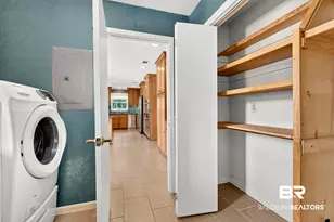 1251 Spring Valley Dr, Mobile, AL 36693 - Photo 24