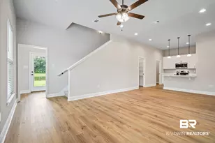 950 Gibson Ct, Foley, AL 36535 - Photo 2