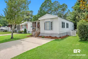 286 Buena Vista Cir, Lillian, AL 36549 - Photo 2