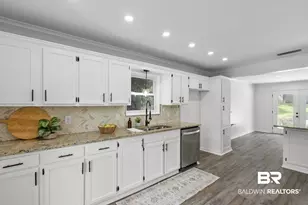 6058 N Highland Woods Dr, Mobile, AL 36608 - Photo 18