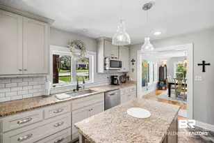 1615 5th St, Daphne, AL 36526 - Photo 8