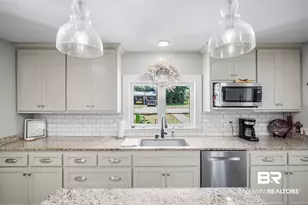 1615 5th St, Daphne, AL 36526 - Photo 6
