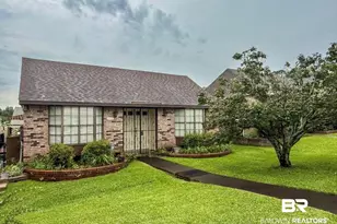 6093 S Highland Circle, Mobile, AL 36608 - Photo 1