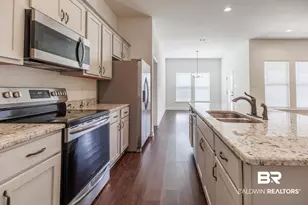 326 Bronze St, Fairhope, AL 36532 - Photo 8