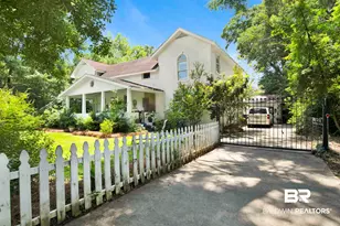 100 S Ingleside St, Fairhope, AL 36532 - Photo 2