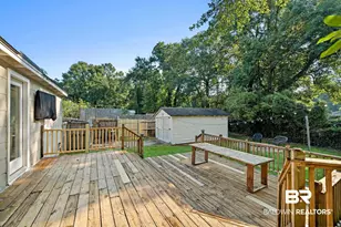 205 Pinehill Dr, Mobile, AL 36606 - Photo 28