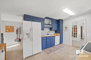 205 Pinehill Dr, Mobile, AL 36606 - Photo 16
