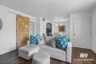 207 S Mobile St, Fairhope, AL 36532 - Photo 4