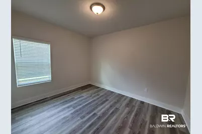 1045 Hayward Loop, Foley, AL 36535 - Photo 8