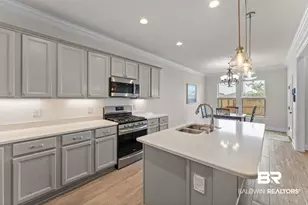 816 Connolly Av, Foley, AL 36535 - Photo 12